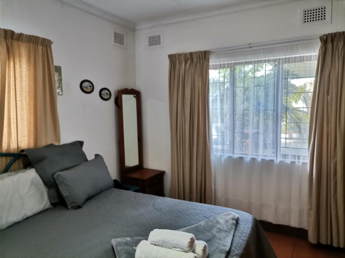 Ridgeview Holiday Accommodation Umzumbe Bagian luar foto