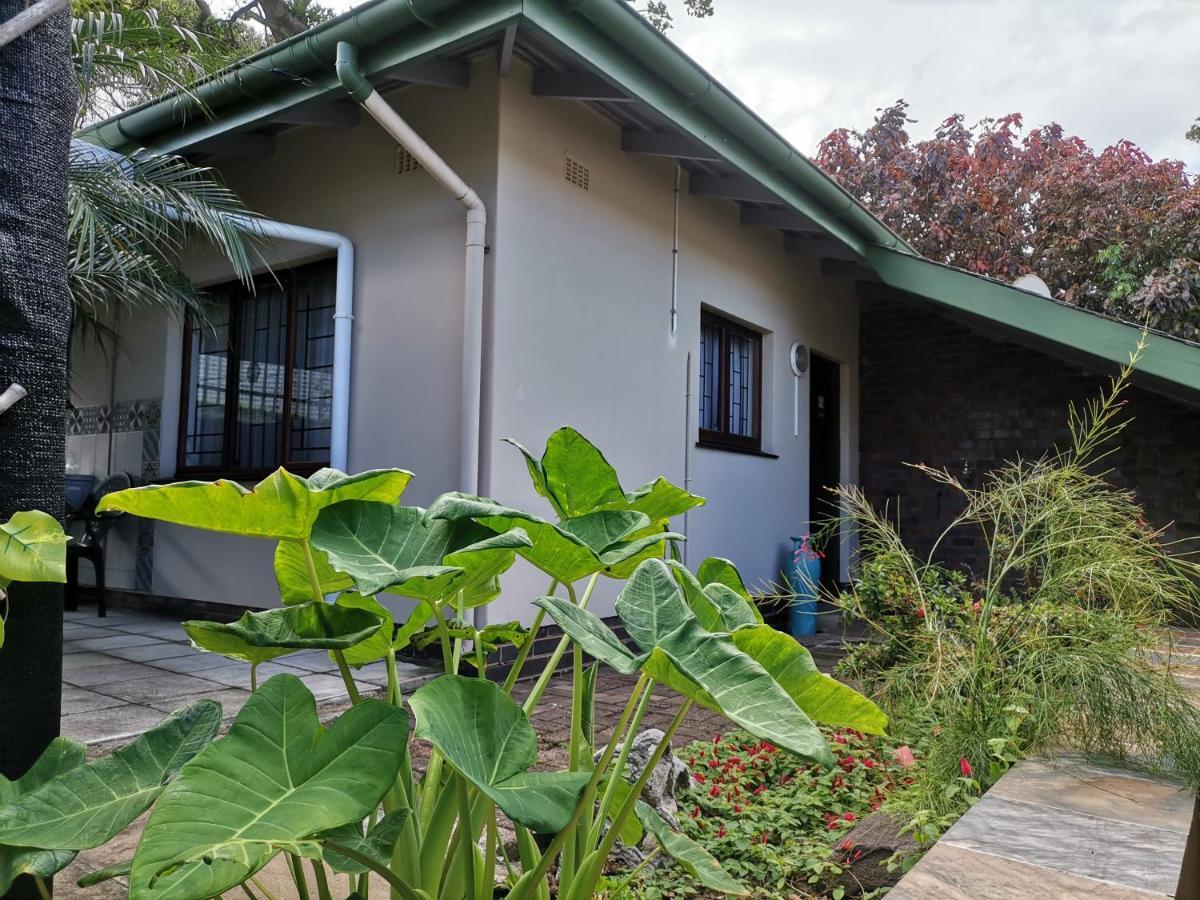 Ridgeview Holiday Accommodation Umzumbe Bagian luar foto